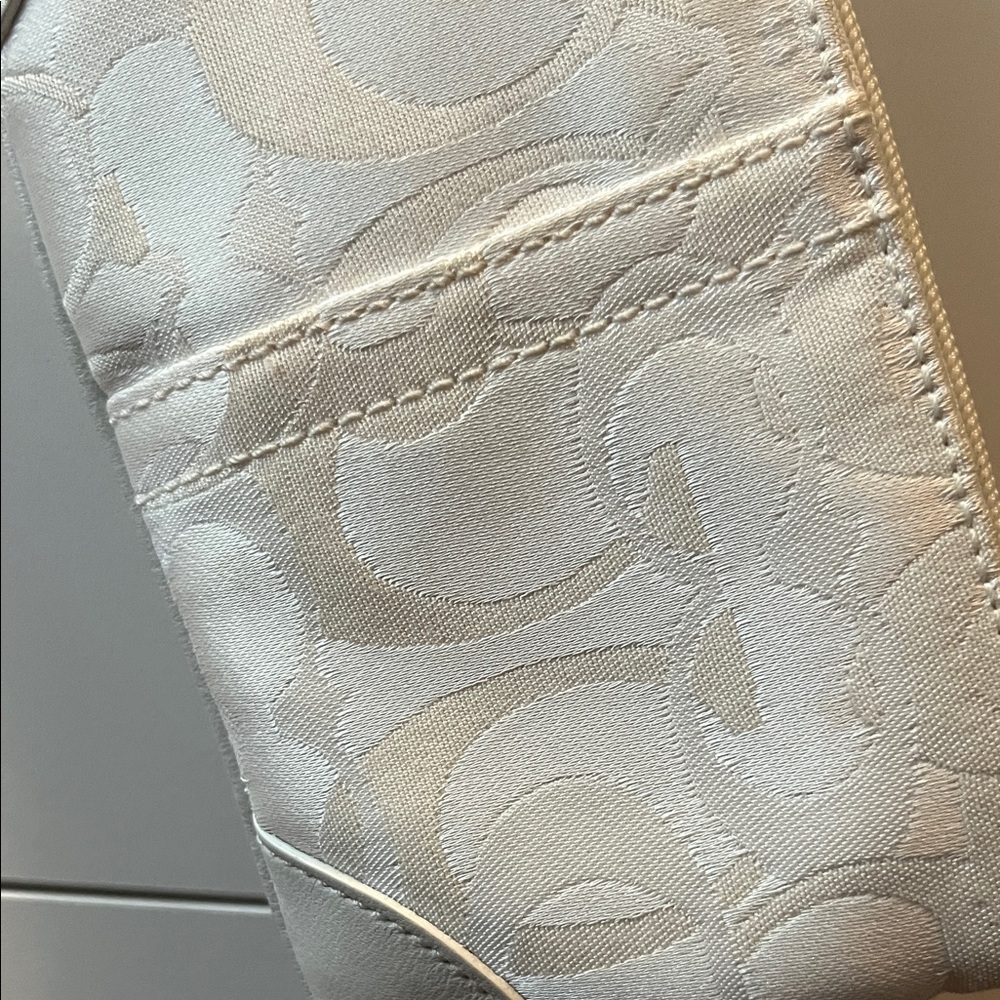 White Coach Signature Wristlet with Tan Strap - Picture 4 of 10
